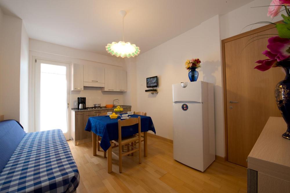 Casa Ariete Apartment Bibione Phòng bức ảnh